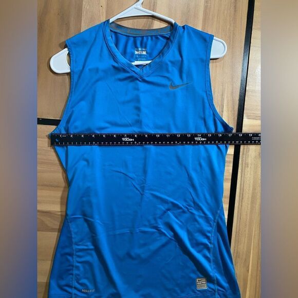 Nike pro tank top - Picture 4 of 6